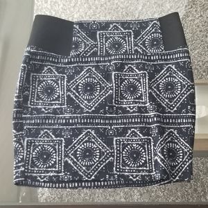 3/$10 Geo Tribal Print Mini Skirt Stretchy Black